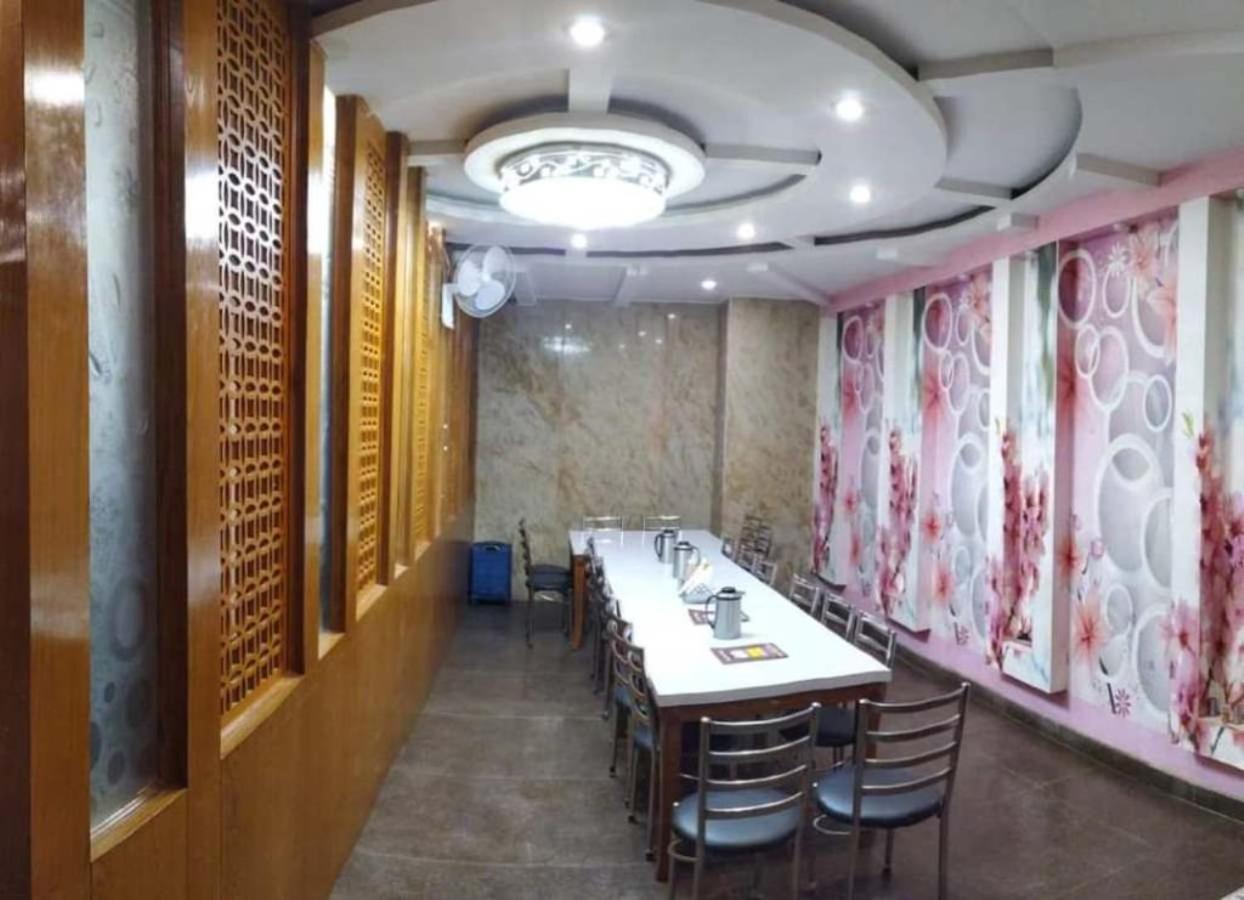 ניו דלהי Hotel Aries מראה חיצוני תמונה
